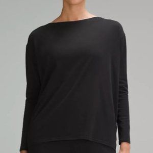 Lululemon Back in Action Size 6 Long-sleeve